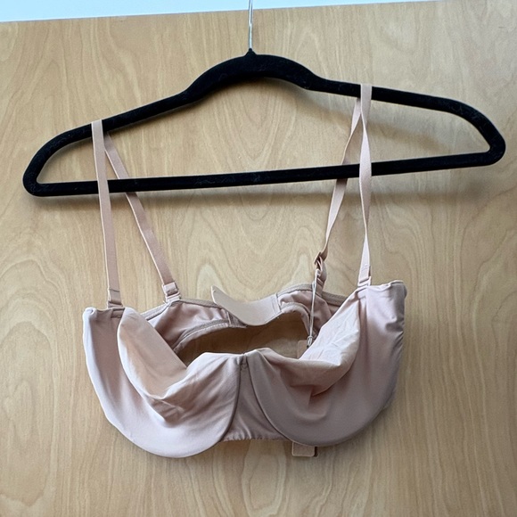 SKIMS Other - Skims Smoothing Intimates Unlined Strapless Bra